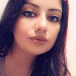 Meet your Posher, Celina